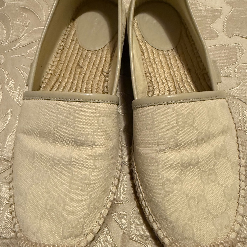 Gucci Cream Espadrilles with Subtle Monogram Design